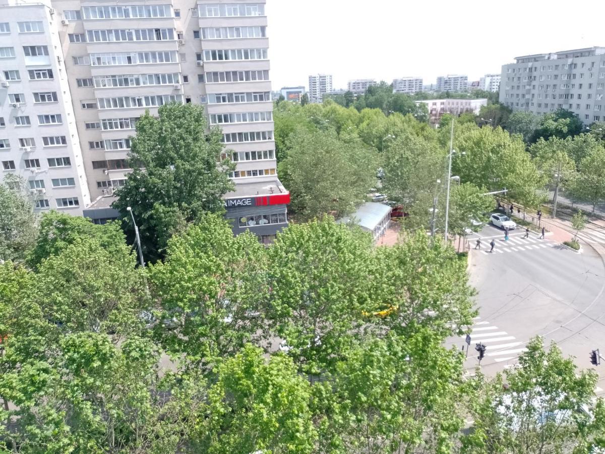 Metrou 1 Decembrie 1918 Apartman Bukarest Kültér fotó